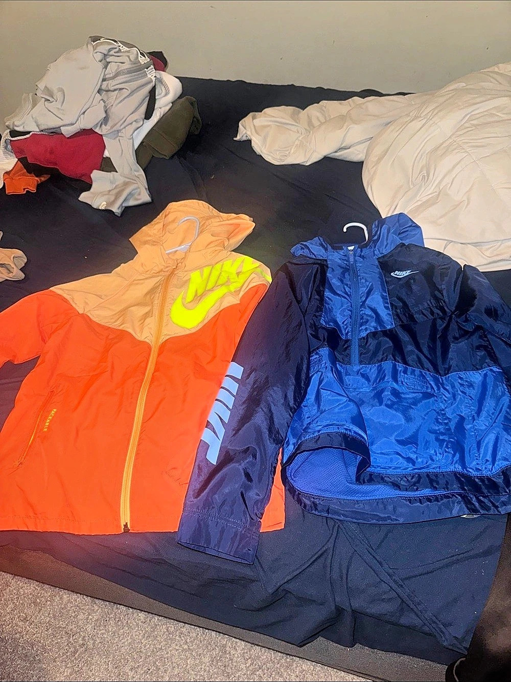 Nike Sportswear Windrunner Hooded Jackets Orange & Blue Medium